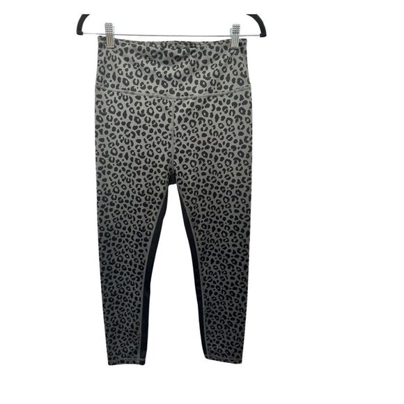All Fenix Cheetah Leggings Grey - Picture 2 of 8